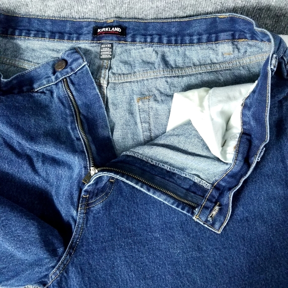Kirkland signature Jeans Men's Straight Relaxed size 44×32 Blue - Picture 5 of 9